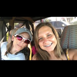 Meet your Posher, Amber